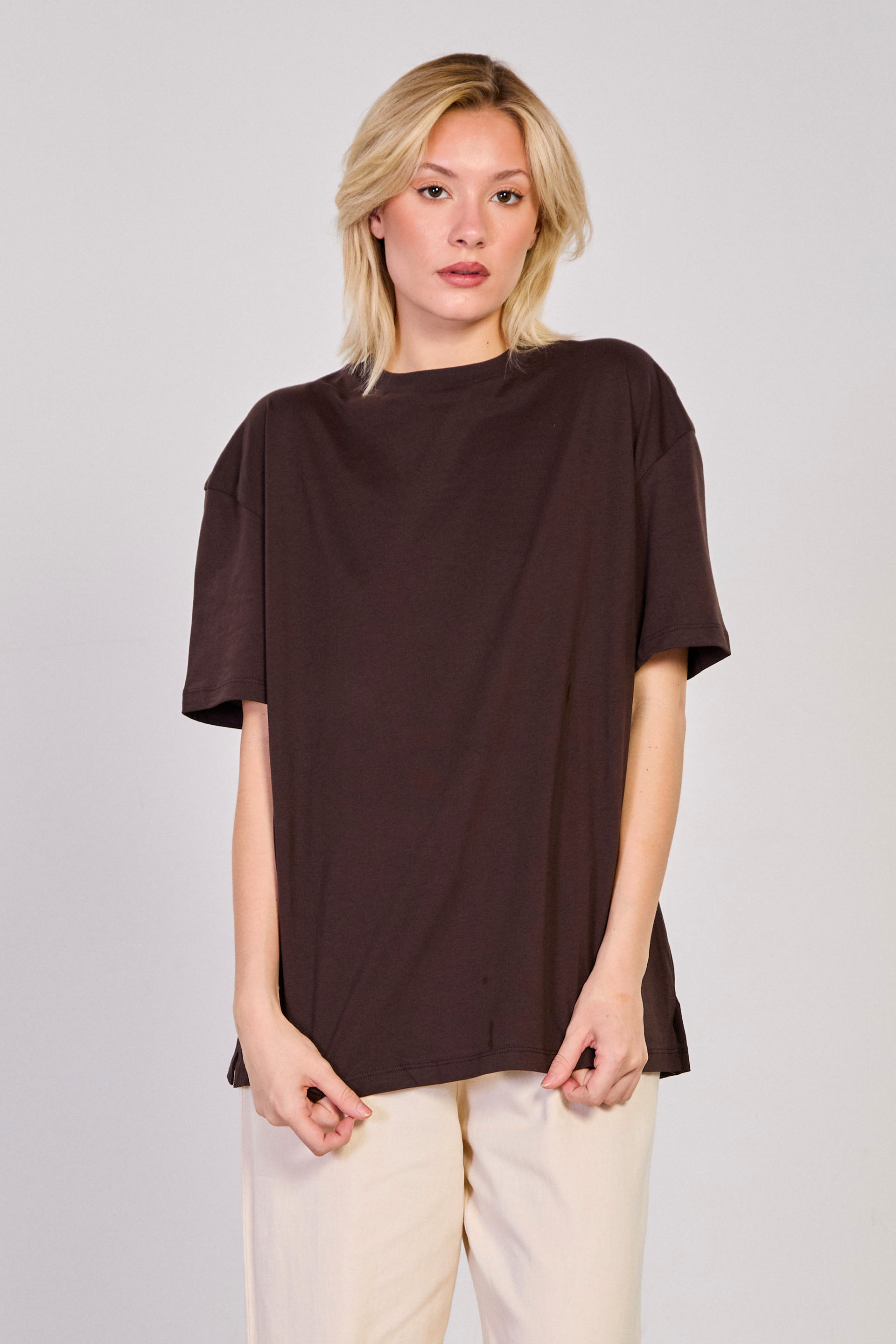 Yaka Bisiklet Yaka Yanı Yırtmaçlı Basic T-Shirt -  Acı kahve