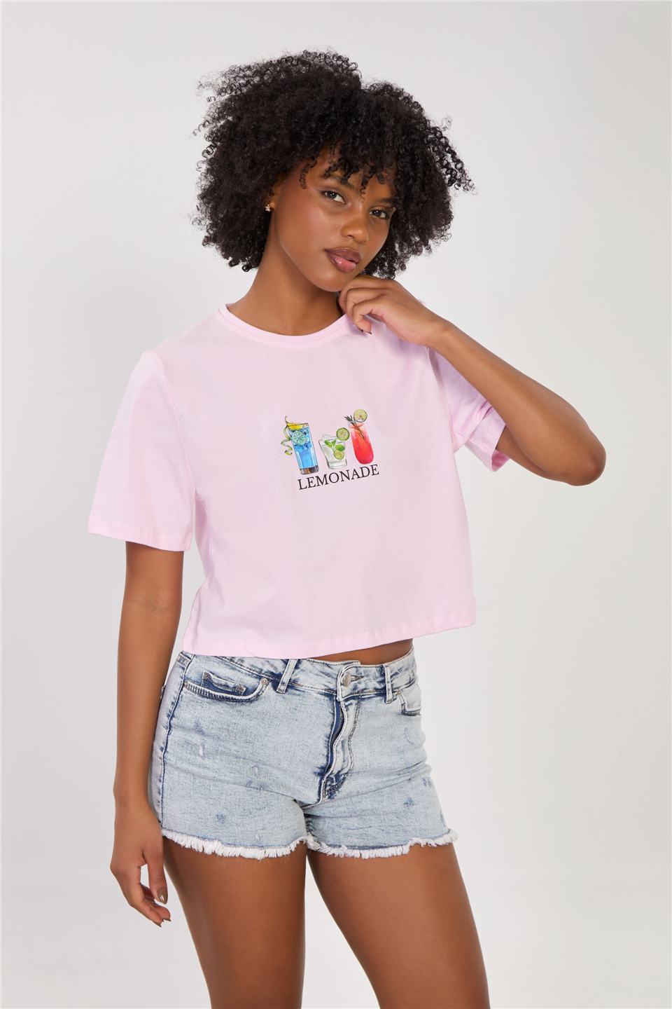 Kadın Lemonade Yazılı Crop T-Shirt - Pembe