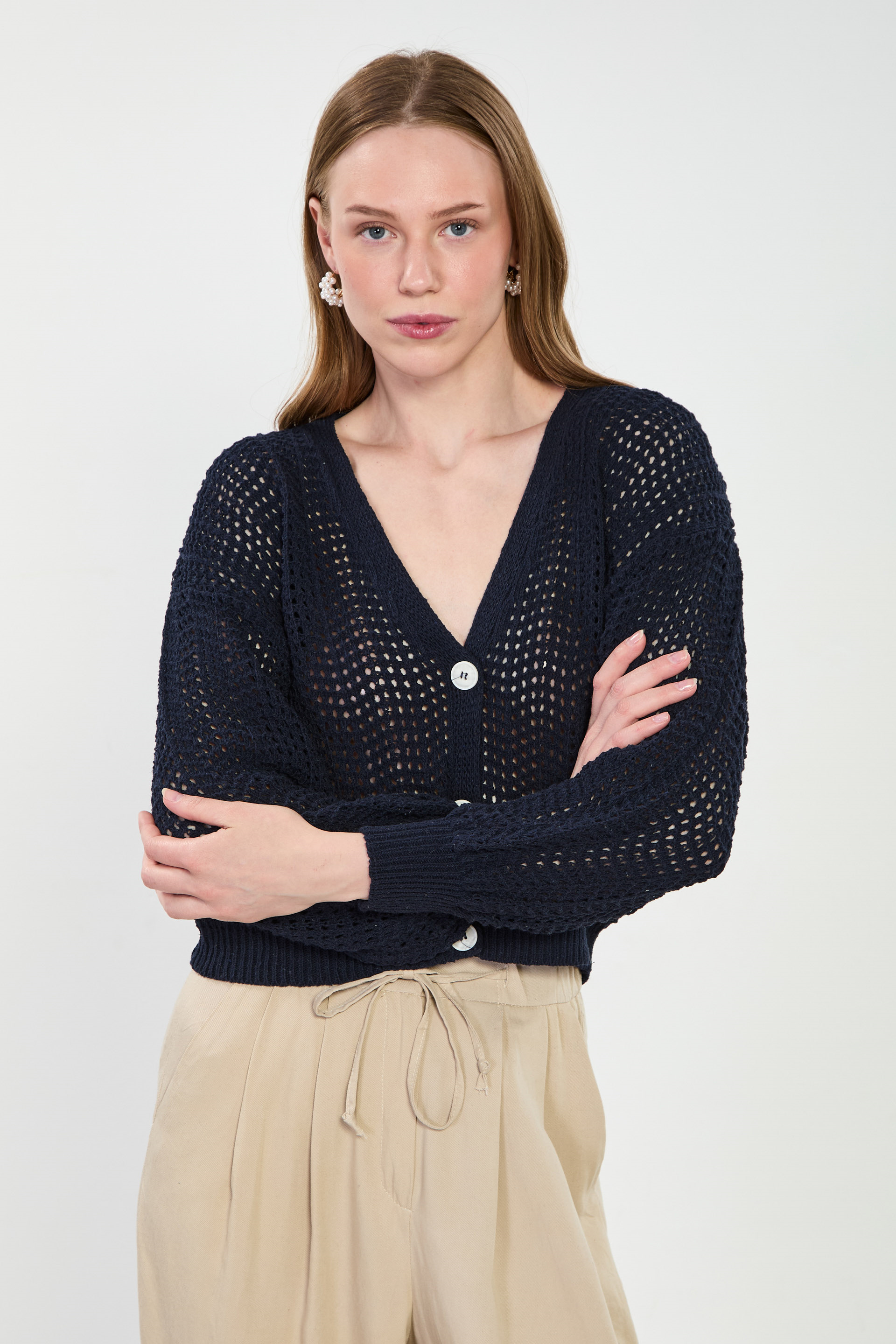 Kadın 3 Düğmeli Ajurlu Hırka - Lacivert