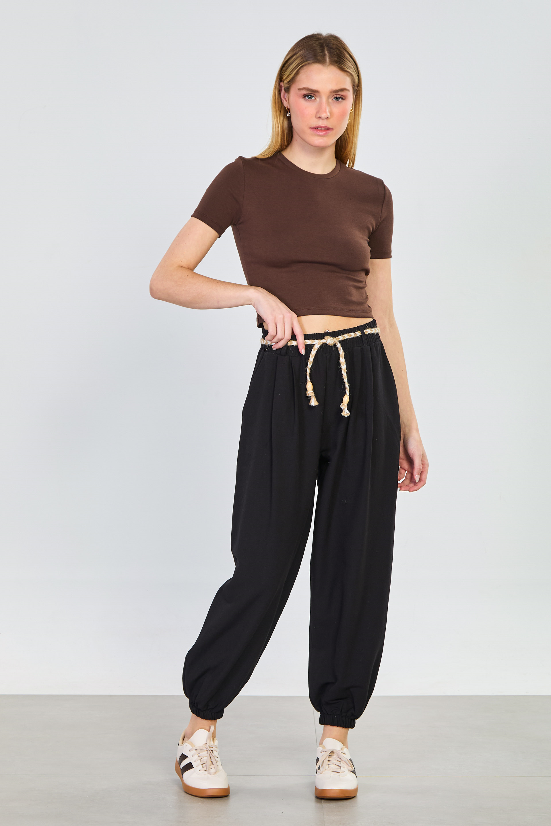 Kadın Hasır Kemerli Paça Lastikli Pantolon - Siyah