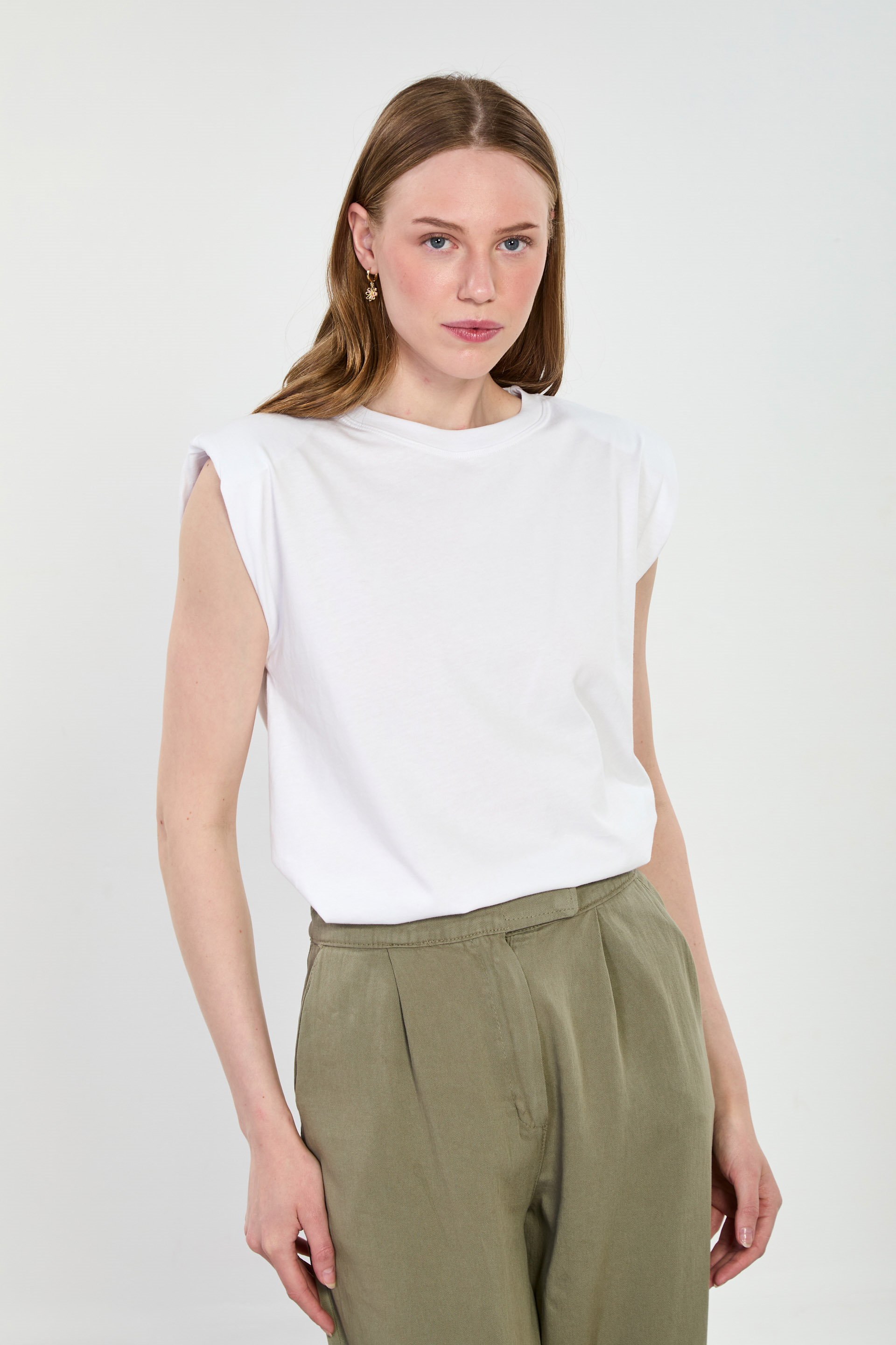 Kadın Vatkalı Kolsuz T-Shirt - Beyaz