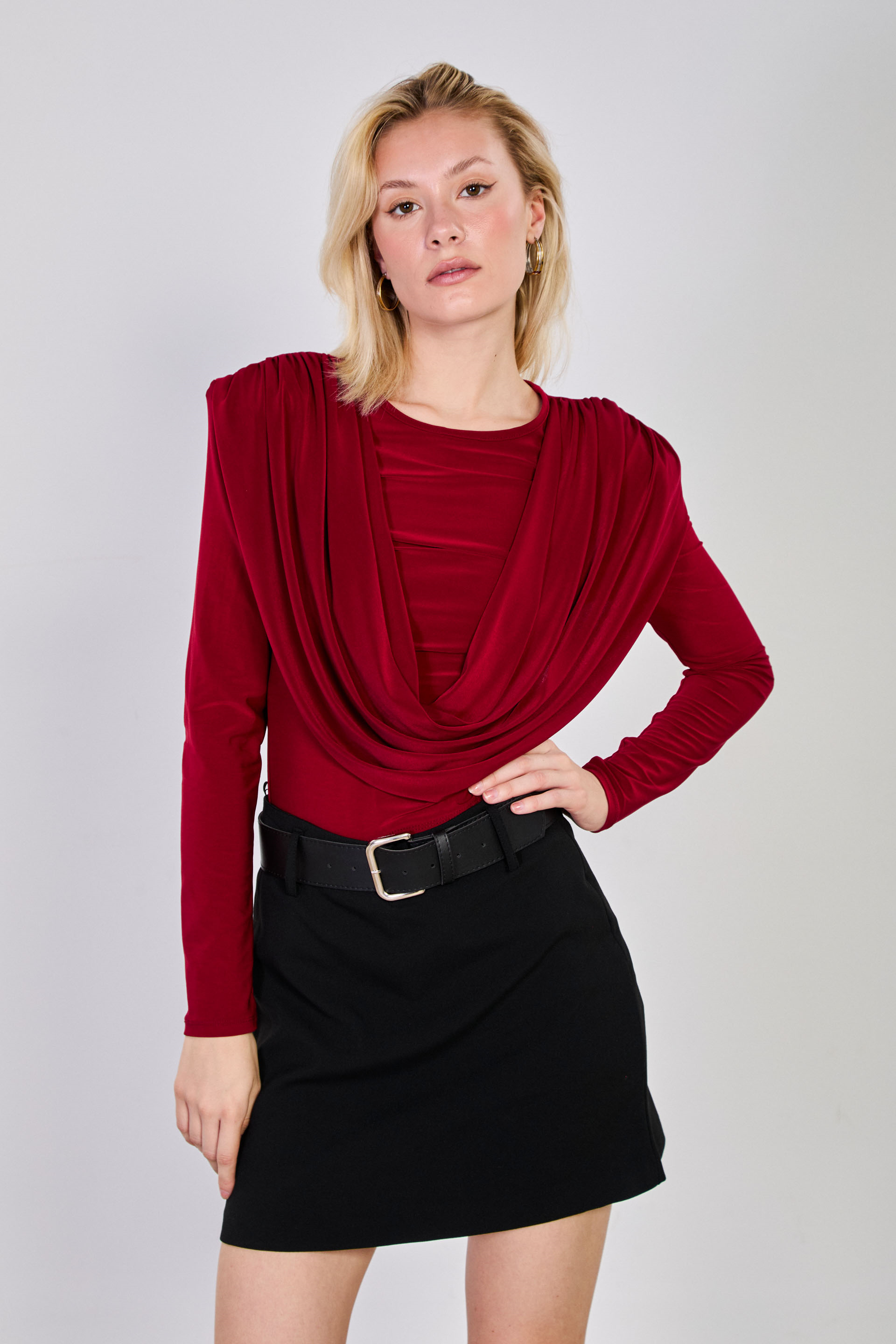 Kadın Şal Yaka Omuz Vatkalı Bluz - Bordo