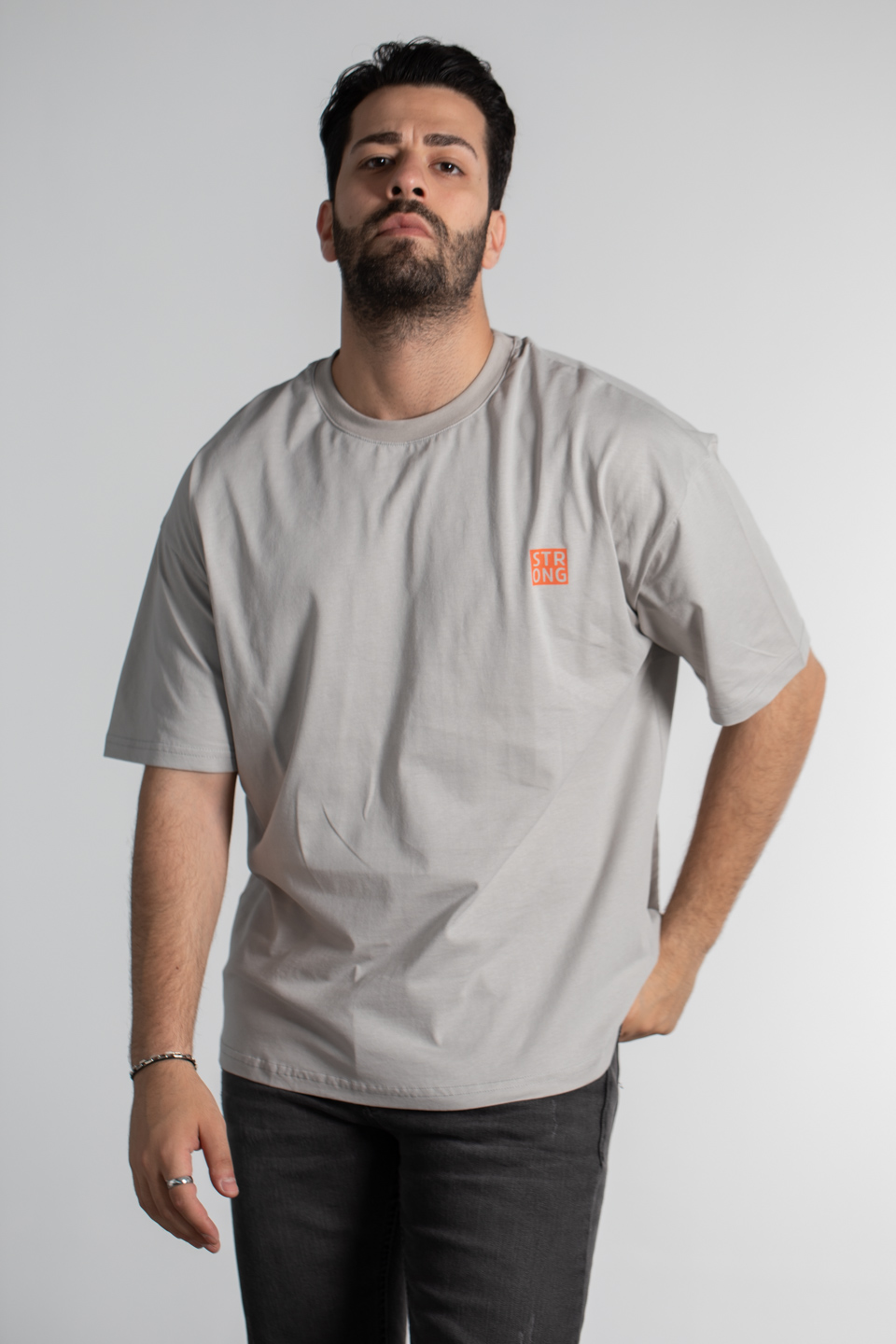 Arkası never give up baskılı oversize t-shirt-4464 B.Gri