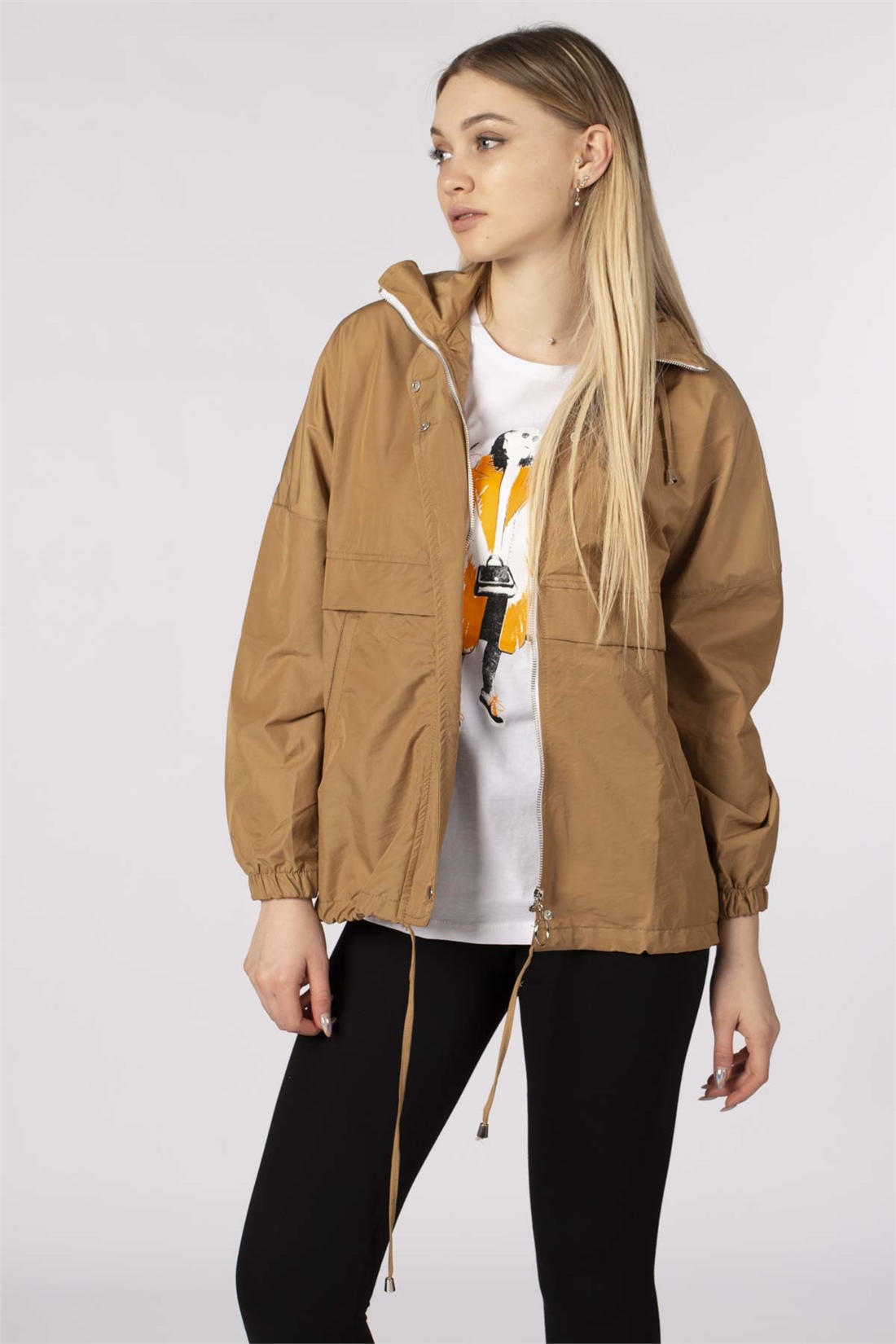 Arkası New Generation Baskılı Trençkot-Camel