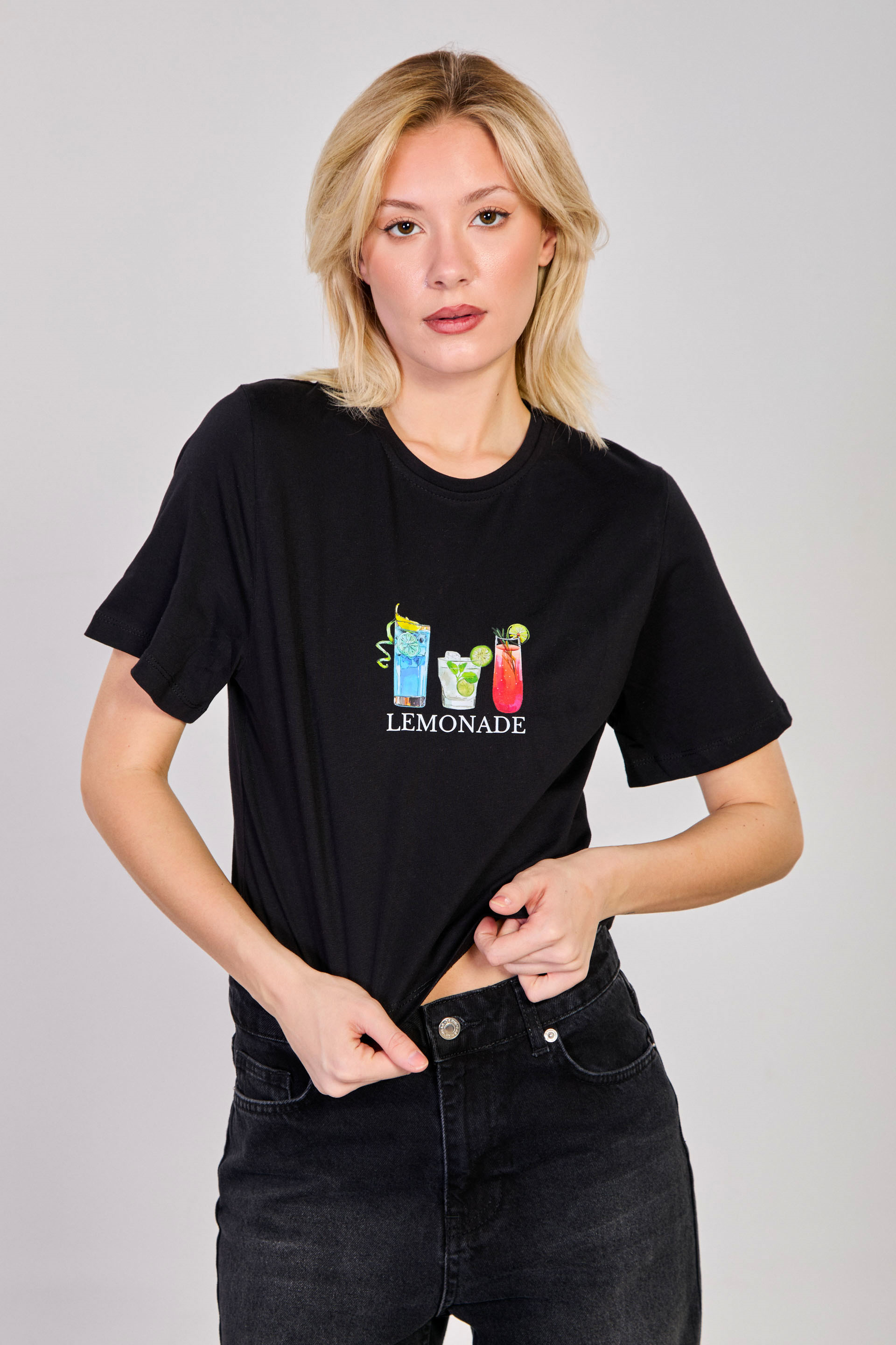 Kadın Lemonade Yazılı Crop T-Shirt - Siyah