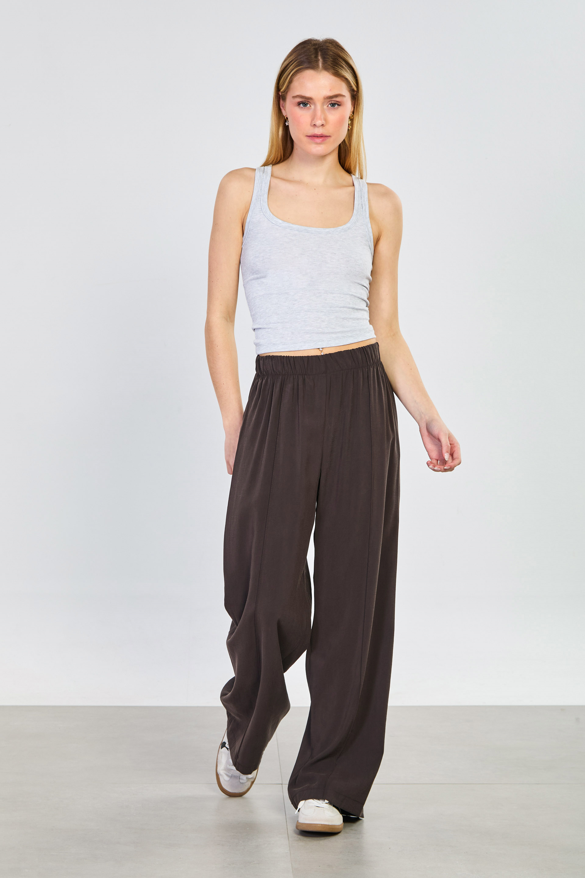 Kadın Önü Çimalı Beli Lastikli Bol Pantolon - Acı Kahve