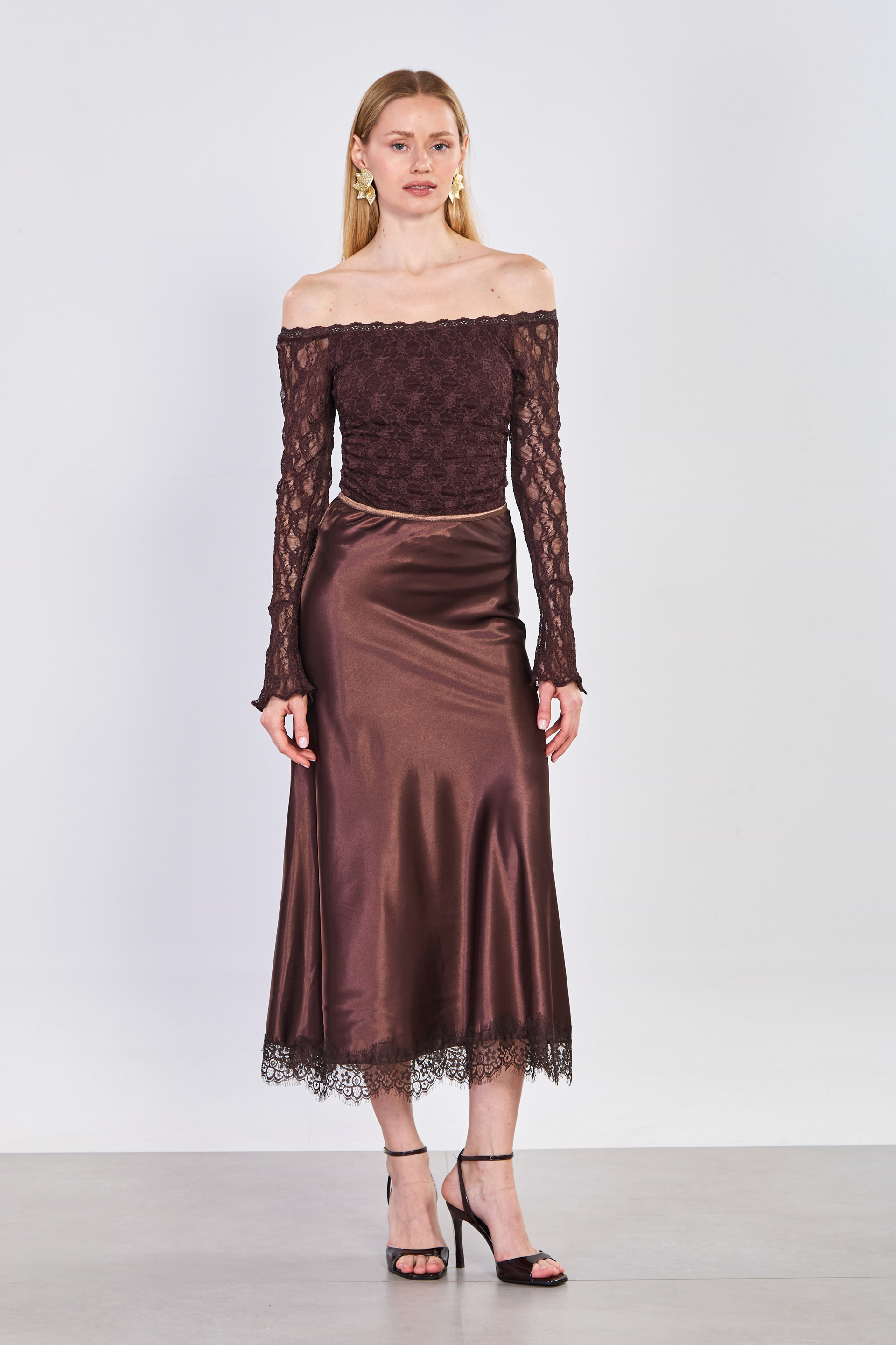 Kadın Etek Ucu Dantelli Saten Etek - Acı Kahve