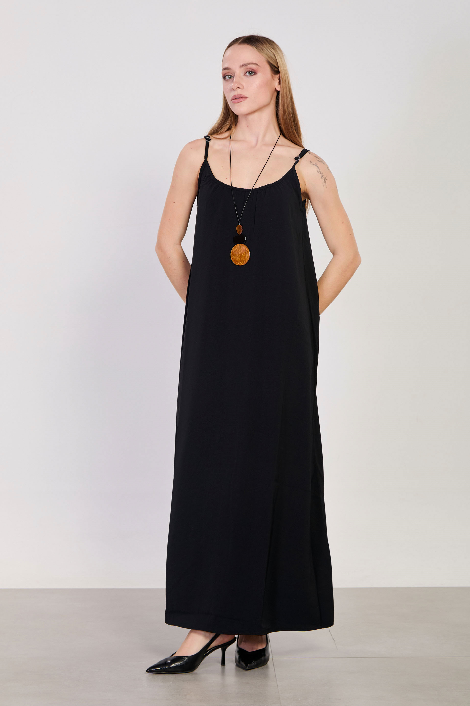 Kadın İp Askılı Uzun Elbise - Siyah