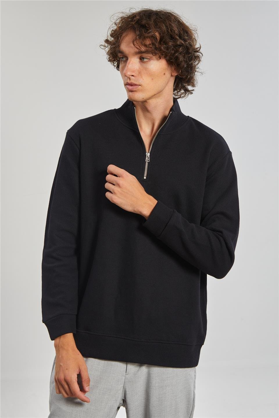 Dik Yaka Selanik Erkek Sweat - Siyah