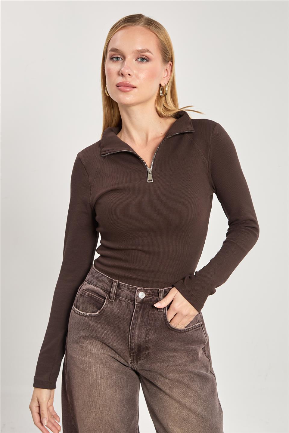 Kadın Dik Yaka Önü Fermuarlı Crop Body - Kahve