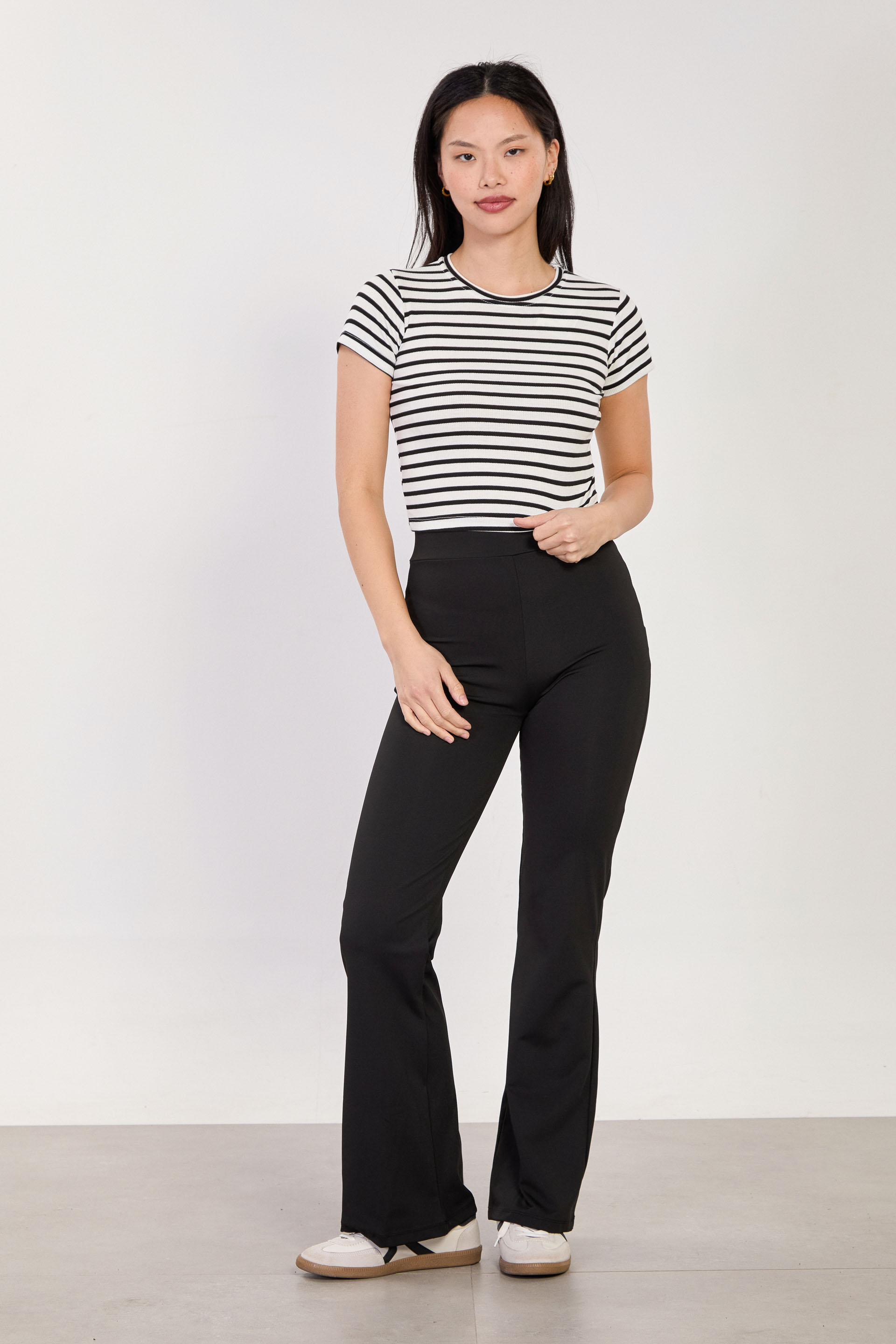 Kadın Beli Lastikli İspanyol Paça Pantolon - Siyah