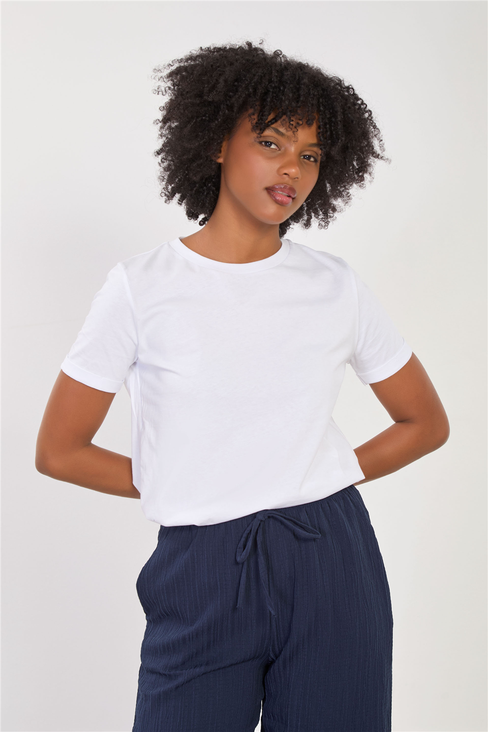 Kadın Bisiklet Yaka Double Kol Basic T-Shirt - Beyaz