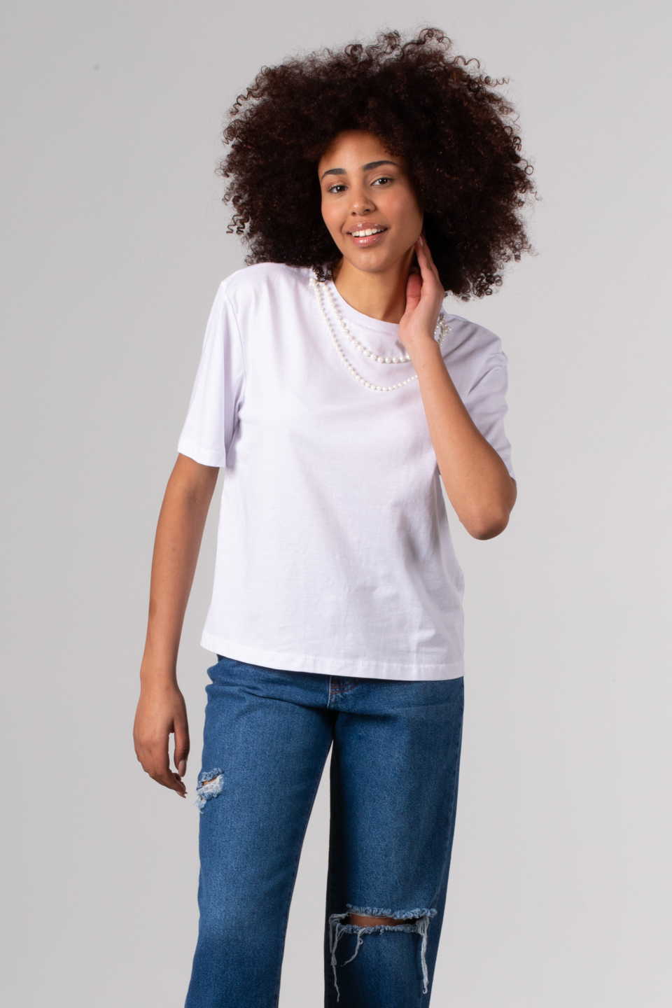 İnci kolye detaylı t-shirt-99079 Beyaz