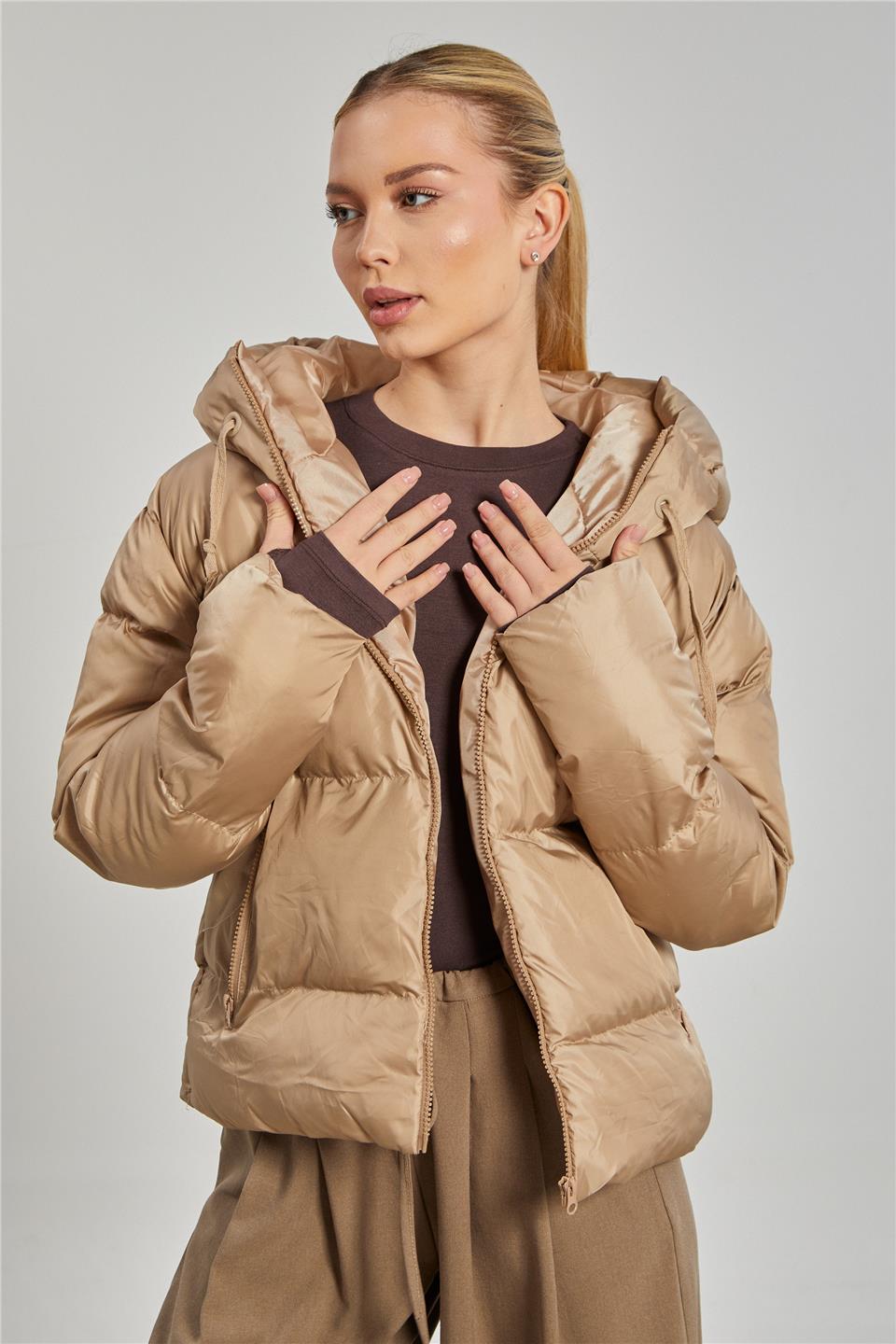 Kapüşonlu şişme mont-22-003 Taş