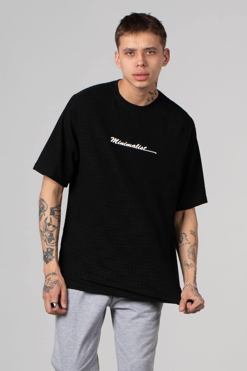 Minimalist baskılı t-shirt-222 Siyah