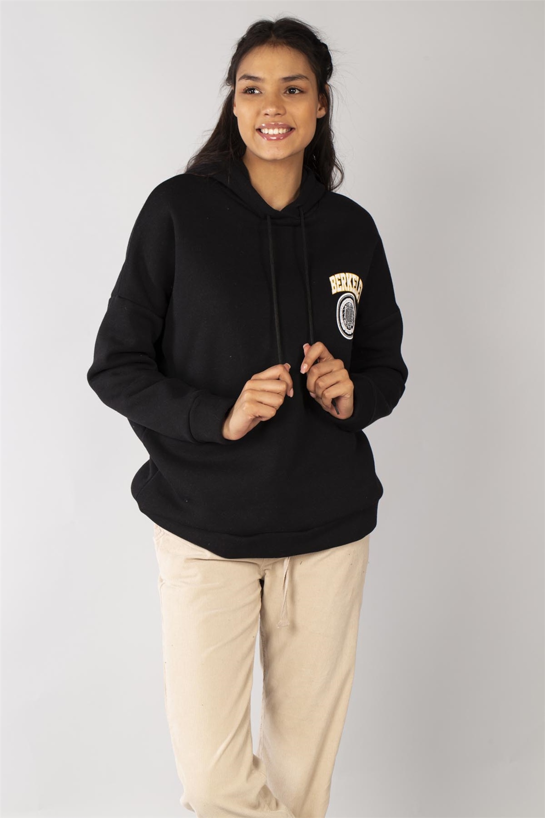 Ön ve Arka Beden Berkeley Baskılı Sweatshirt-Siyah