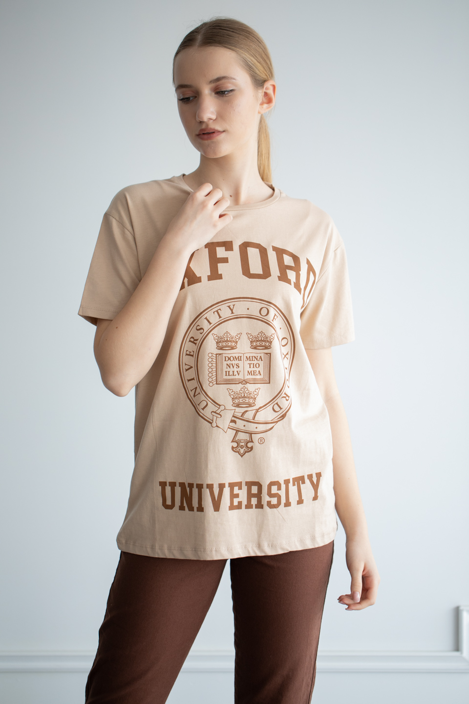 Oxford baskılı oversize t-shirt-1001-3 Bisküvi