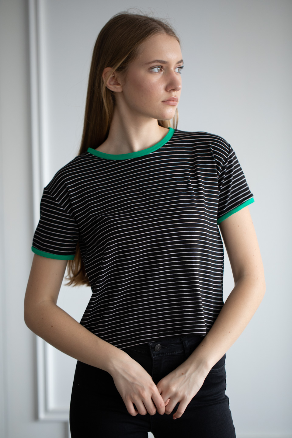 Yakası ve kol ribanası renkli çizgili t-shirt-6060 Siyah/Benetton