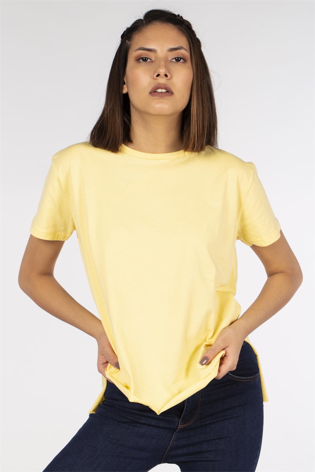 Yanları Yırtmaçlı Basic T-Shirt-Sarı