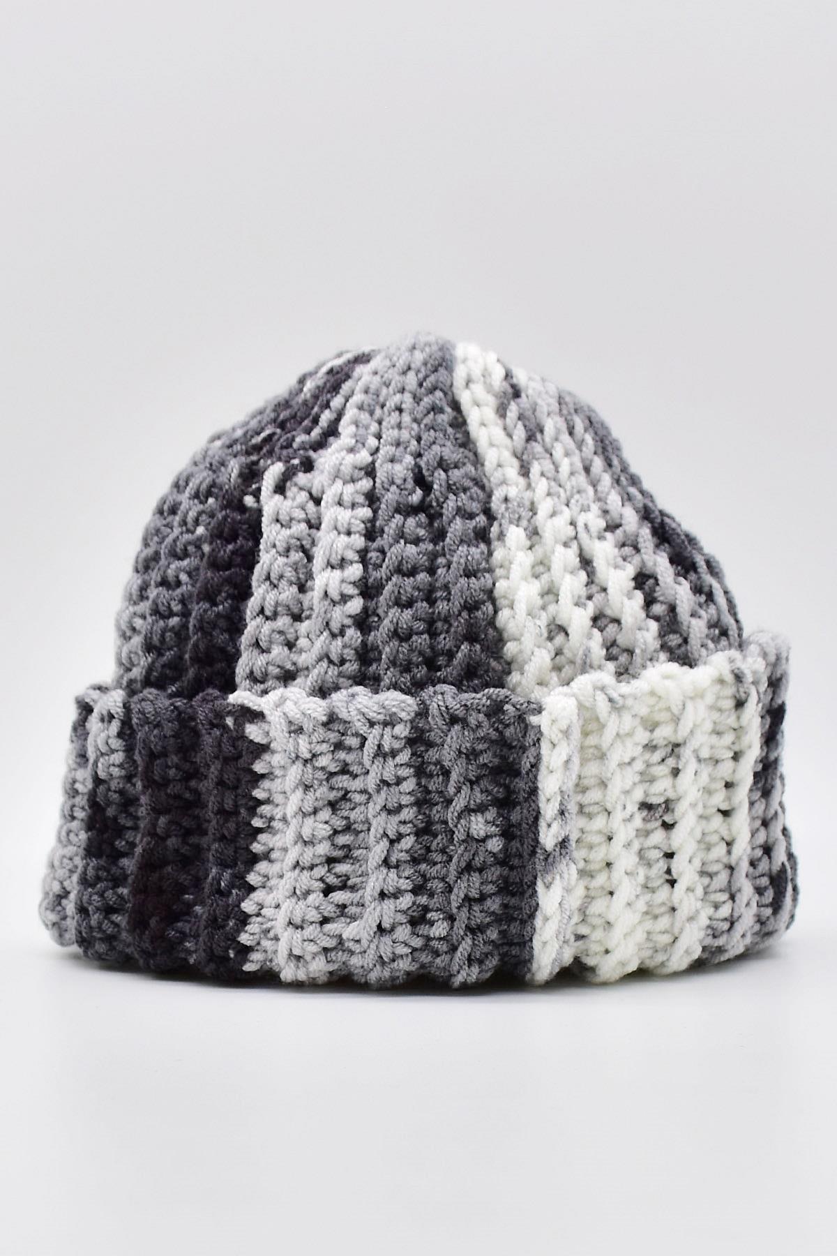 Kadın El Örgüsü Alpaca Yün Docker Bere Kısa Skullcap