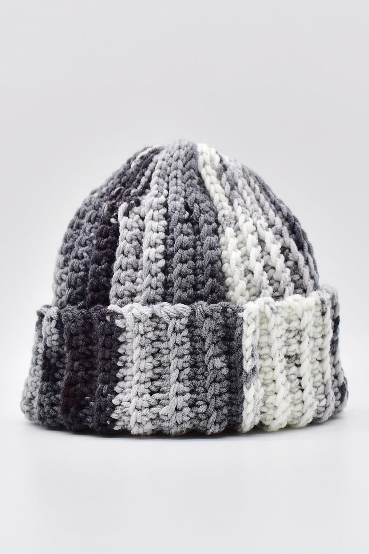 Kadın El Örgüsü Alpaca Yün Docker Bere Kısa Skullcap