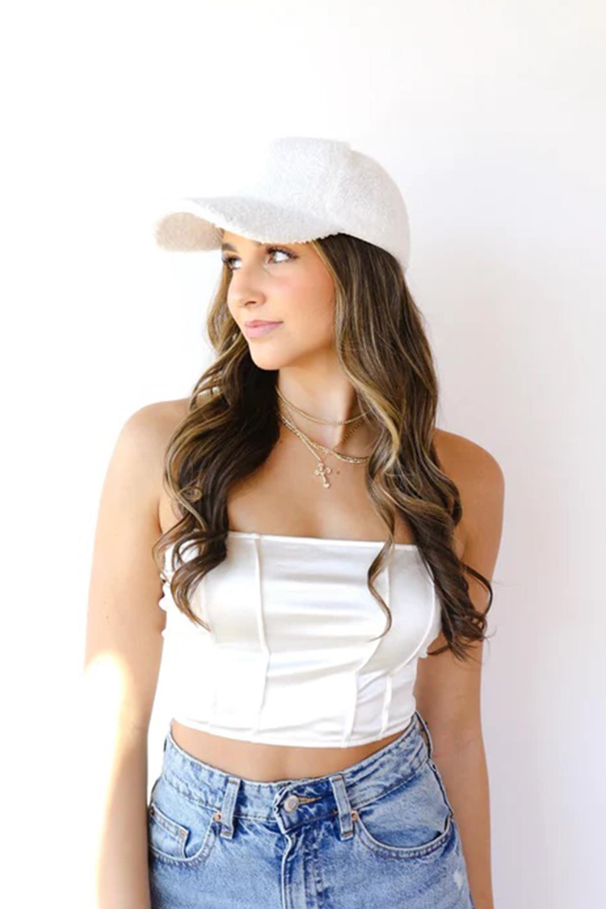 Kadın Kışlık Beyaz Peluş Şapka Kep Trendy Baseball Cap