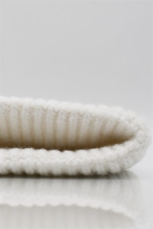 Erkek Beyaz Yün Bere