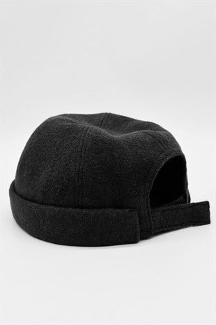 Short Winter Docker Beanie