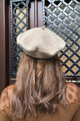 Camel Parisienne Beanie