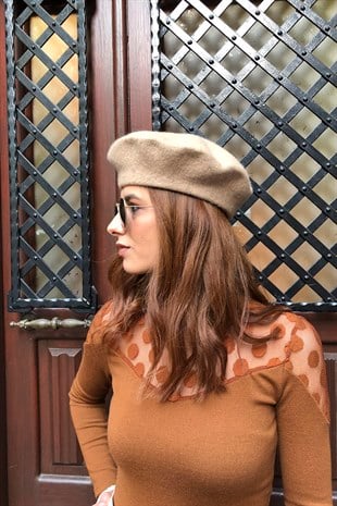 Camel Parisienne Beanie