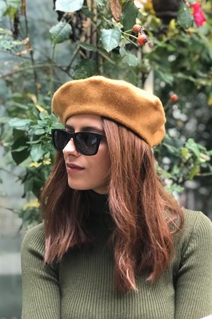 Parisienne Beanie