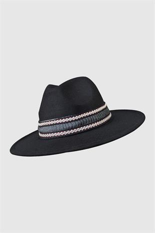 Bohem Dokunuşlu Şeritli Siyah Fedora Şapka