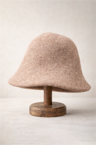 Camel Yün Çan Şapka – Minimal Bell Hat | Soft Form Series