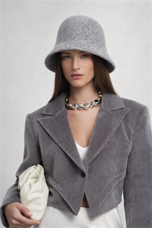 Gri Yün Çan Şapka – Minimal Bell Hat | Soft Form Series