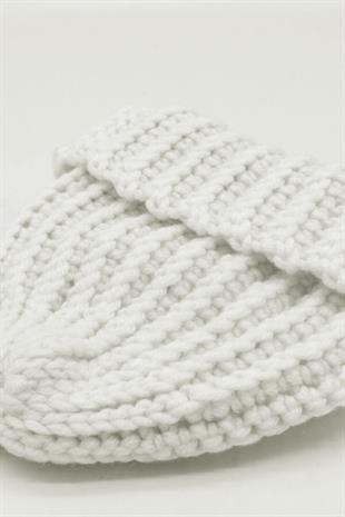 Womens Handmade White Winter Beanie
