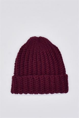 Womens Handmade Winter Beanie Burgundy