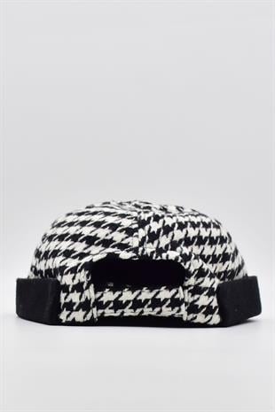 Womens Hipster Folded Cap Houndstooth Patterned Docker Winter Hat