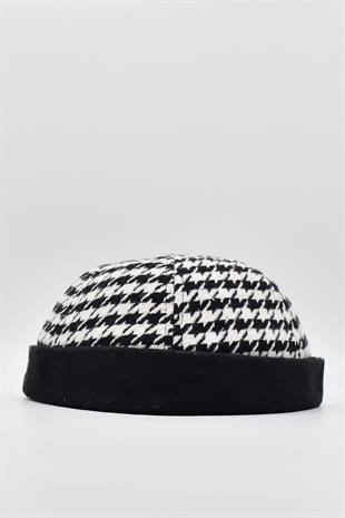 Womens Hipster Folded Cap Houndstooth Patterned Docker Winter Hat