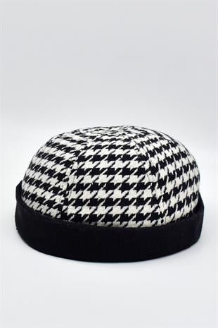 Womens Hipster Folded Cap Houndstooth Patterned Docker Winter Hat