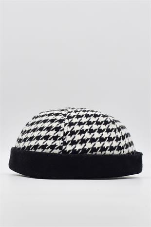 Womens Hipster Folded Cap Houndstooth Patterned Docker Winter Hat