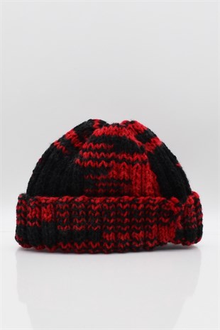 Womens Short Beanie Black-Red