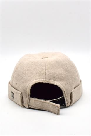 Womens Short Winter Cream Docker Beanie