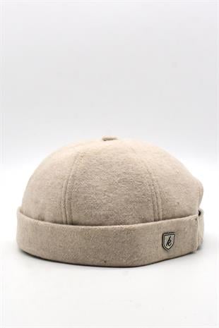 Womens Short Winter Cream Docker Beanie