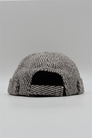 Kadın Kısa Yünlü Kahve Docker Bere