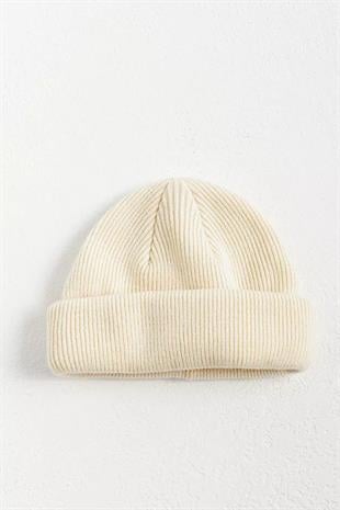 Womens Vintage Hipster Docker Beanie Cream