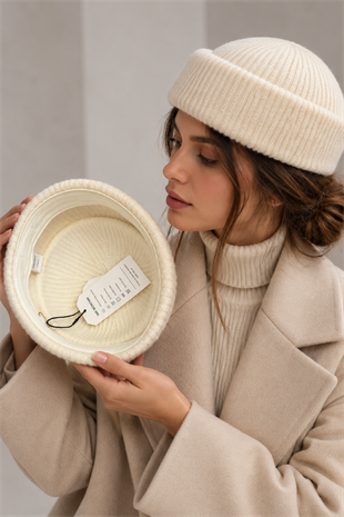 KLH Studio Dept. Ribbed Wool Pillbox Şapka - Krem