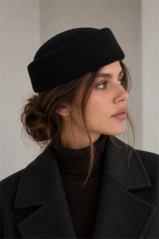 KLH Studio Dept. Ribbed Wool Pillbox Şapka - Siyah