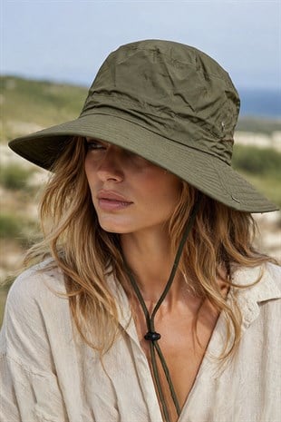 SunForm™ Geniş Siper Güneş Şapkası — Unisex