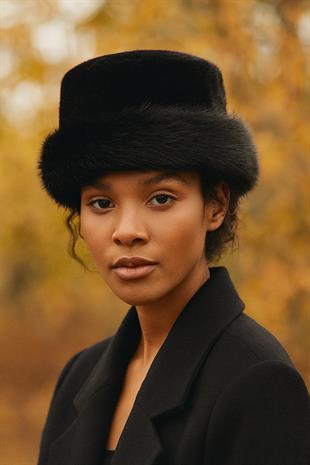 Yuvarlak Suni Kürk Şapka - Siyah Kışlık Boho Bucket Hat