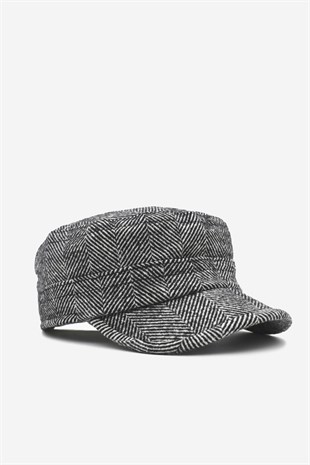 Erkek Cırtlı Siyah-Beyaz Kep